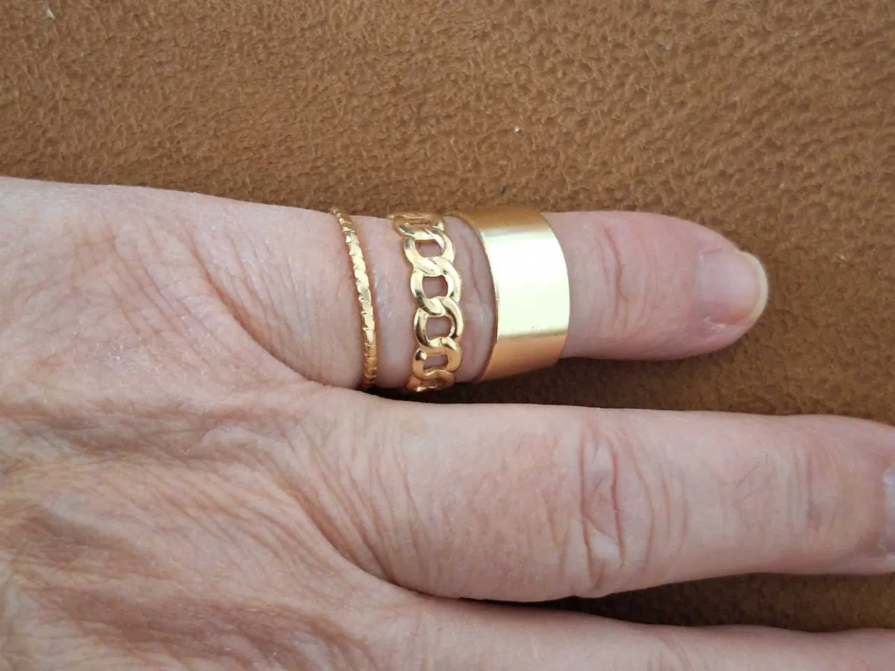 Billede 5 - Guldfarvede ringe 
