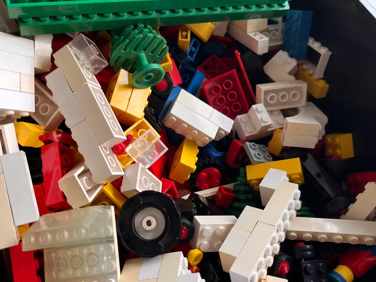 Billede 2 - Masser af LEGO