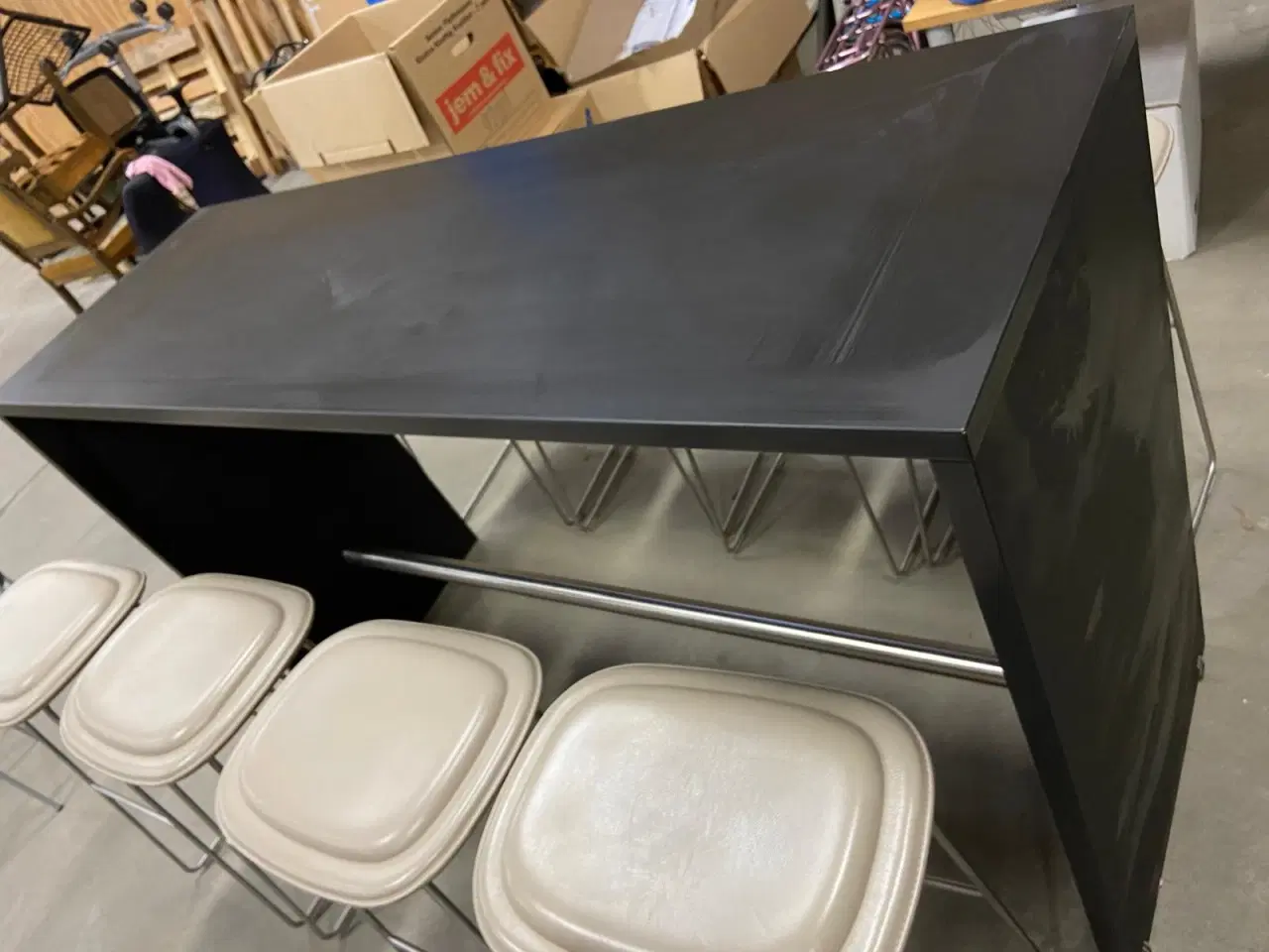 Billede 1 - 8 Cappellini barstol med beige læder+Bord