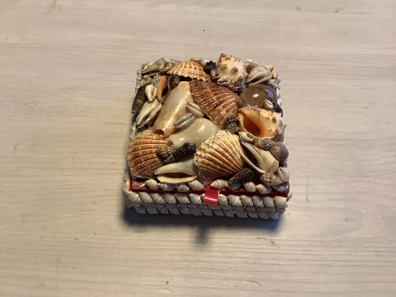 Billede 3 - Lille smykkeskrin med muslingerskaller.