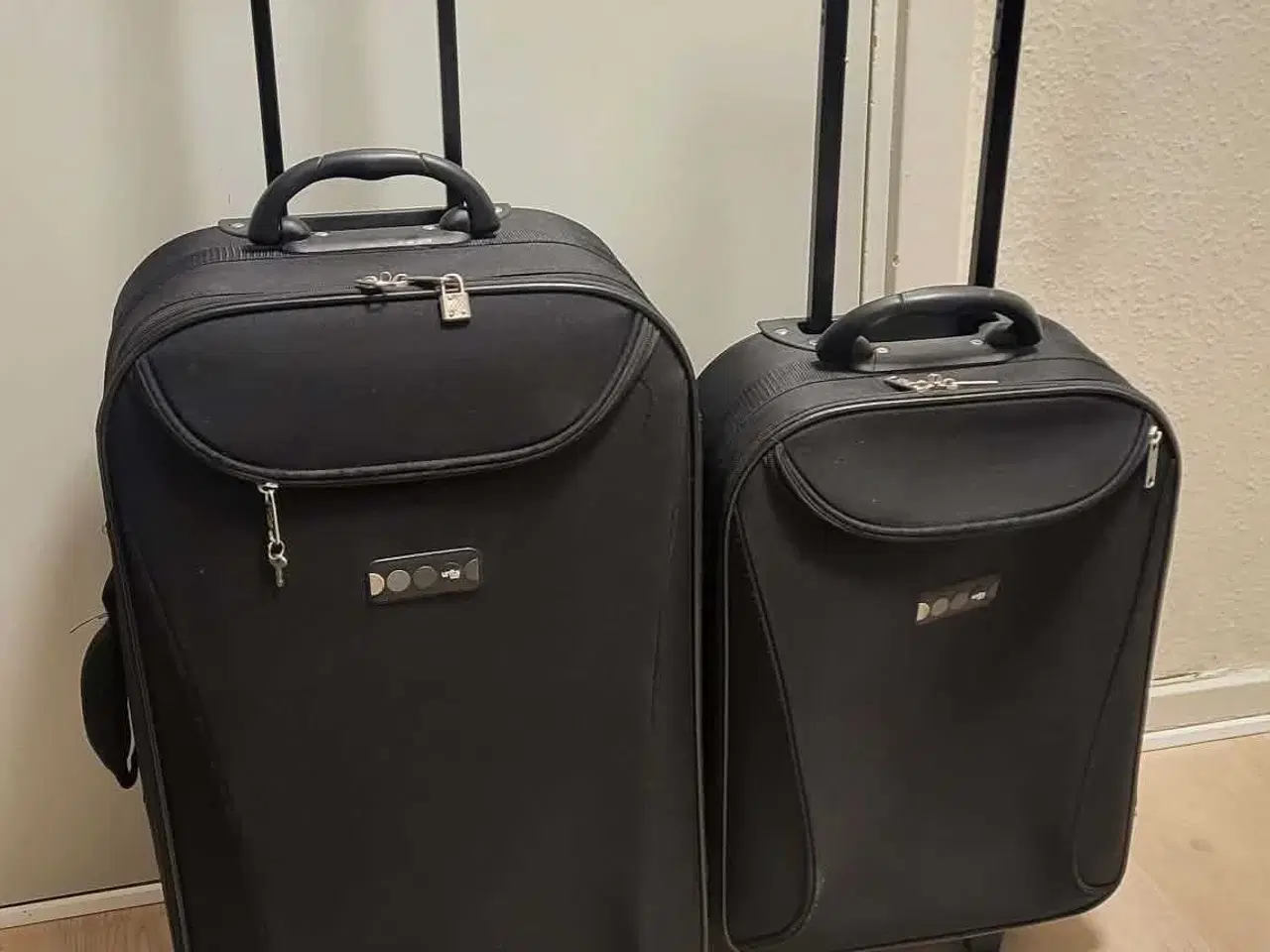 Billede 1 - 10 stk Rejser kuffert