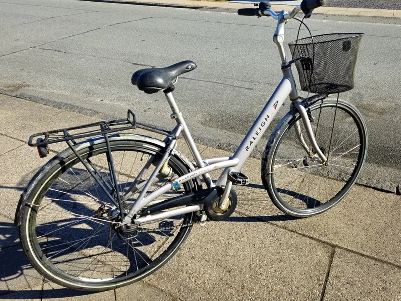 Billede 2 - Raleigh damecykel. 