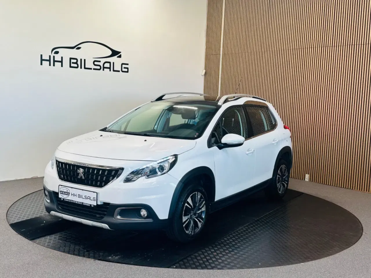 Billede 1 - Peugeot 2008 1,6 BlueHDi 120 Allure Sky