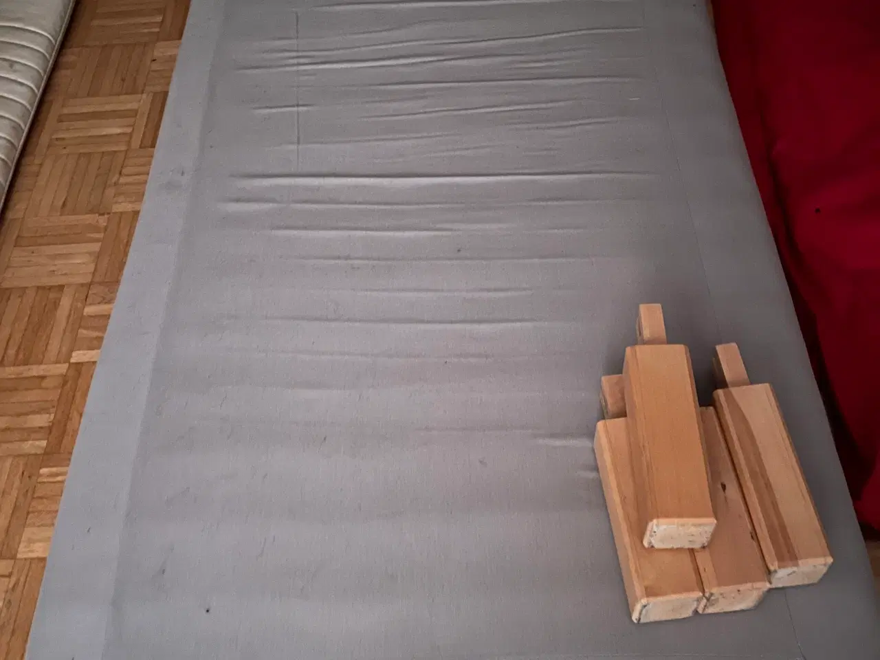 Billede 1 - Boxmadras med ben og topmadras