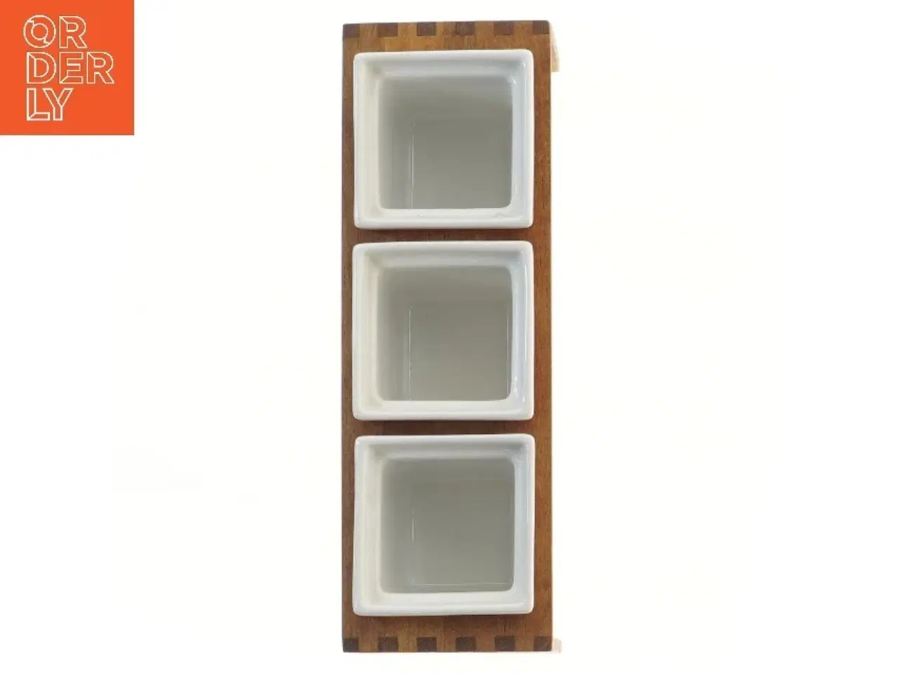 Billede 2 - Sæt med tre keramiske skåle med træstativ fra Trip Trap (str. 11x33x9 cm)