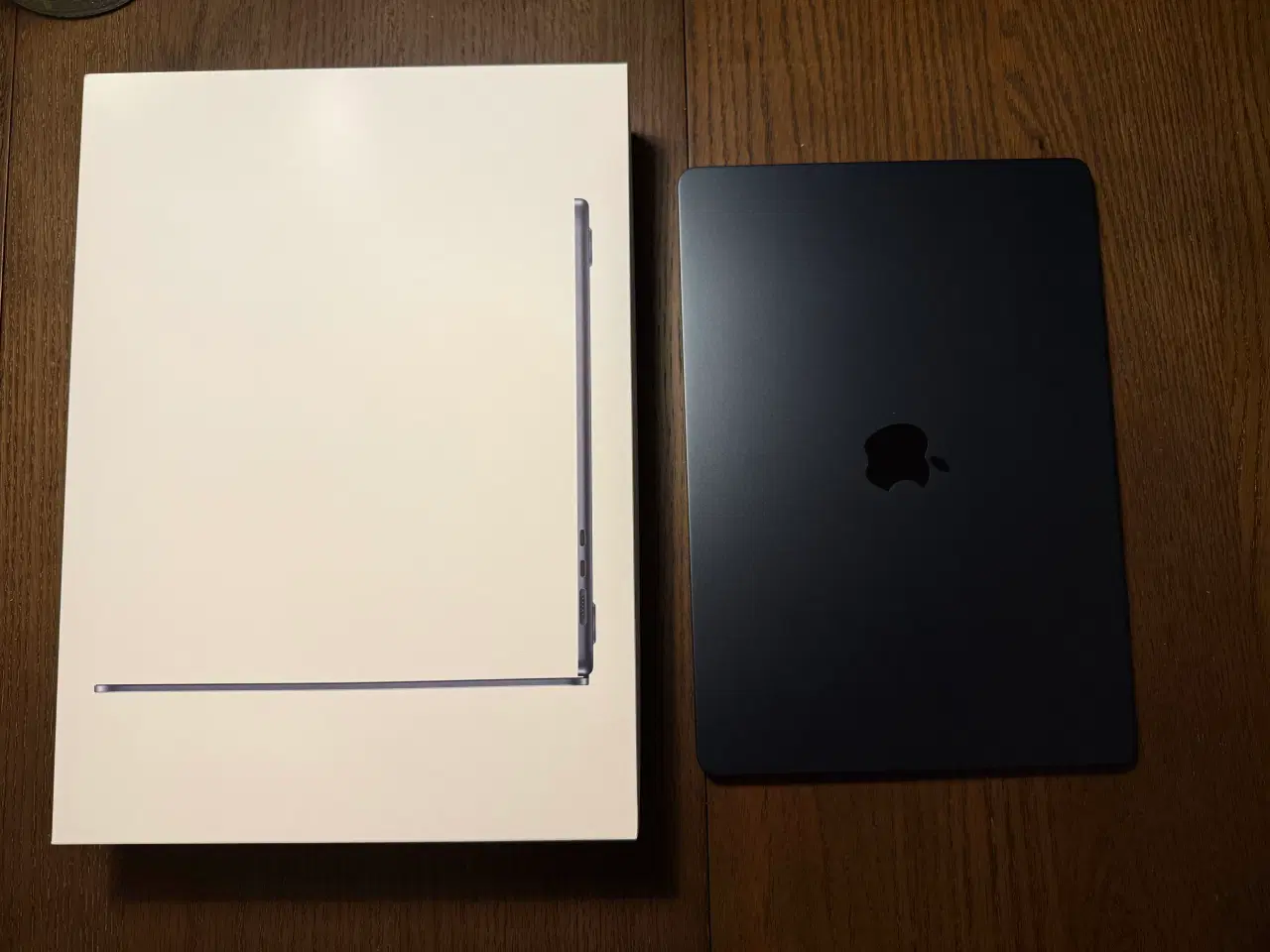 Billede 8 - MacBook Air 15” M2 8/256 GB 2023 99% batteri