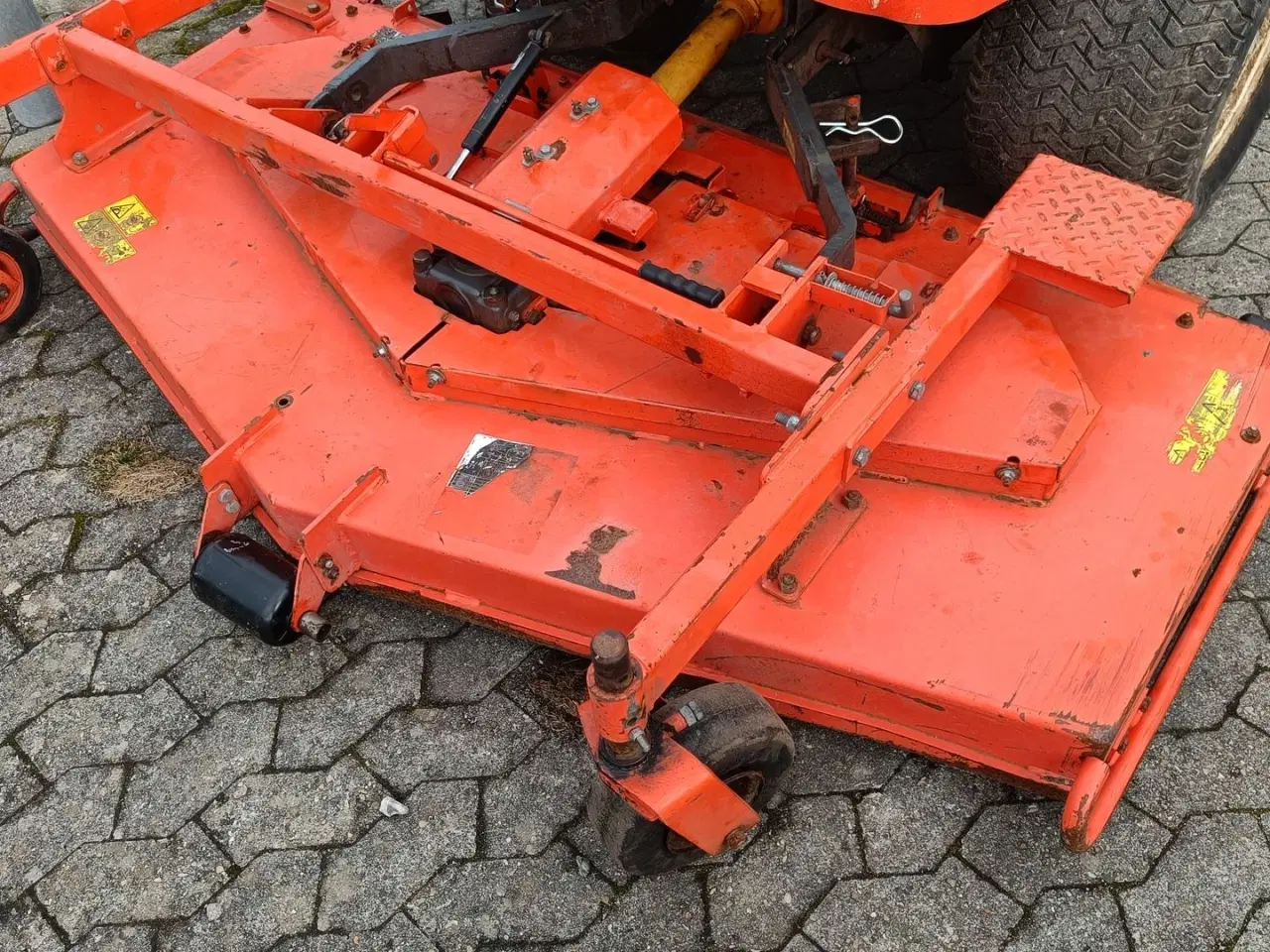 Billede 11 - Kubota F3890 med 4 WD og spare
