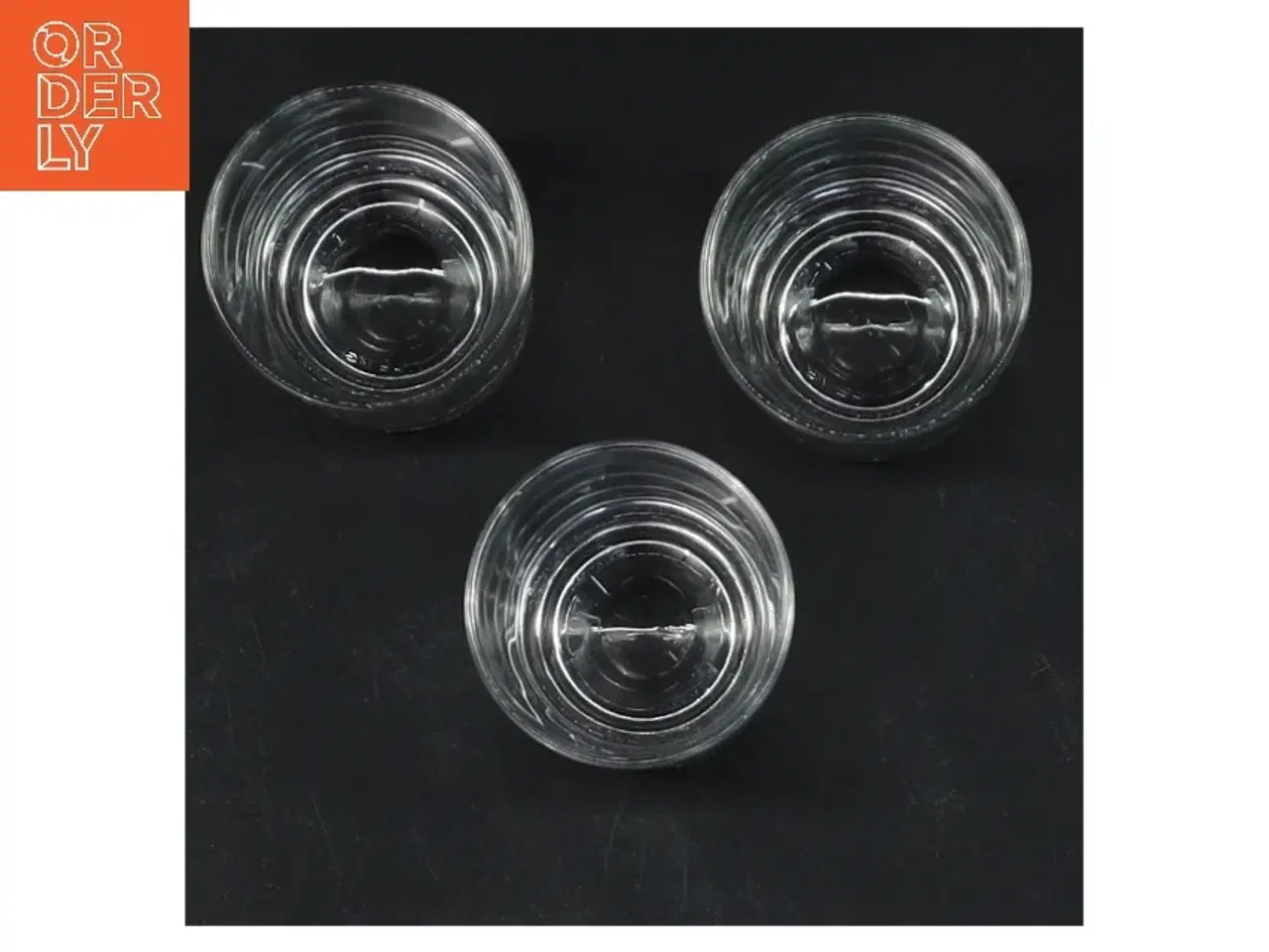 Billede 2 - Små glas (str. 3 stk Ø 4,5 cm længde 4,5 cm)