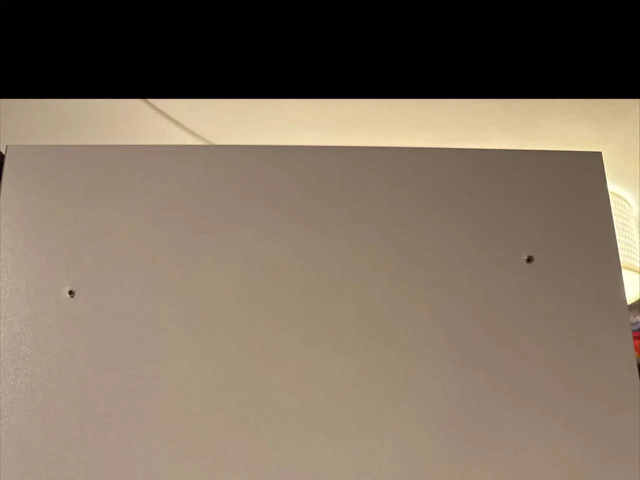 Billede 5 - Aubo skab i valnødsfolie med hylder. Nyt.