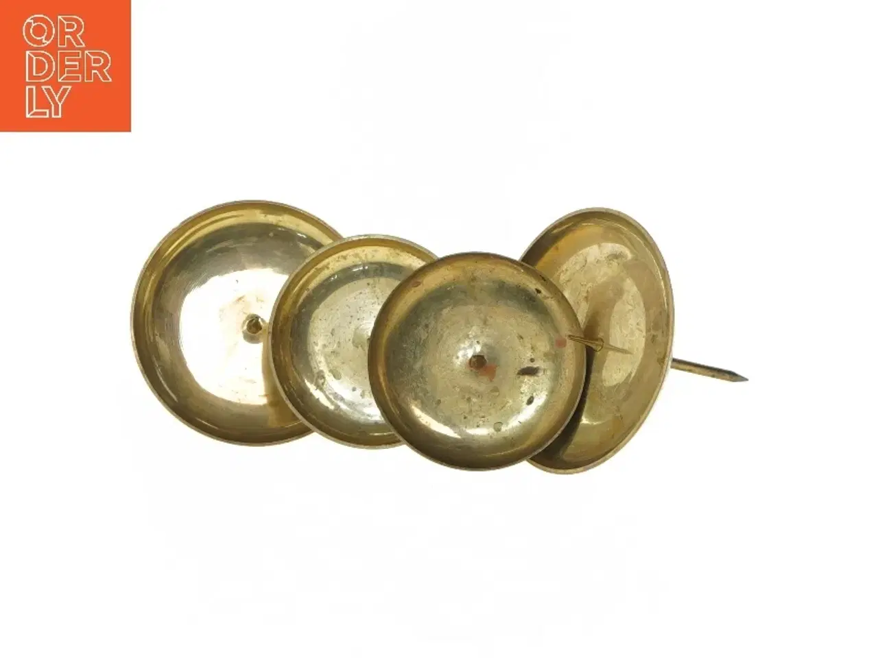 Billede 1 - Messing spyd til lys  (str. 9x8 og 7,5x8 cm)