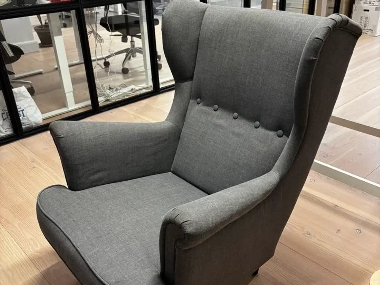 Billede 1 - Lænestol, Nordvalla mørkegrå - IKEA STRANDMON