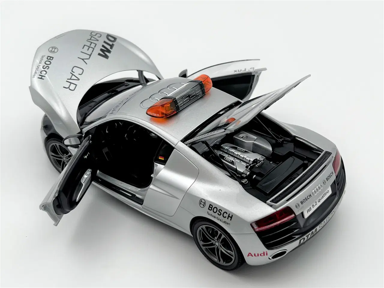 Billede 5 - 2010 Audi R8 5,2 DTM Safety Car 1:18