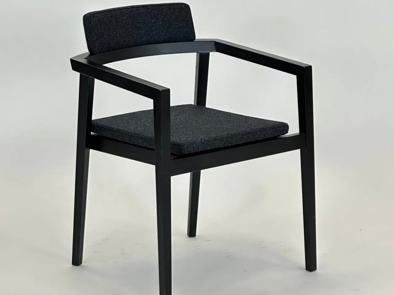 Billede 1 - Session Chair fra Magnus Olesen