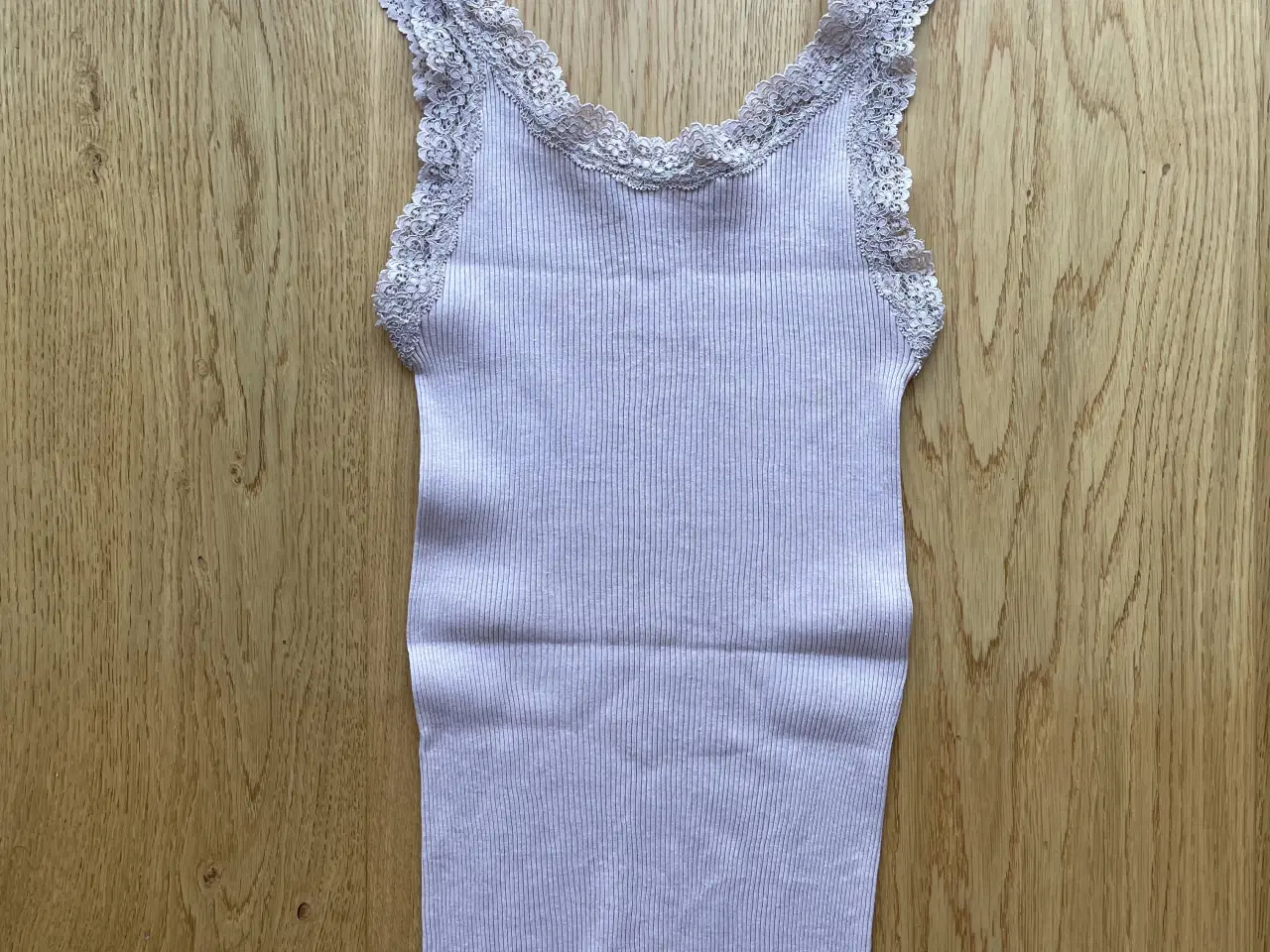 Billede 1 - Rosemunde silketop 