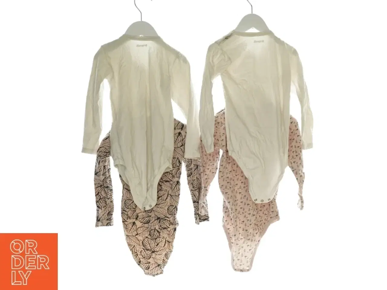 Billede 2 - Bodystockings (4 stk)(Str. 98) fra Ukendt (str. 98)