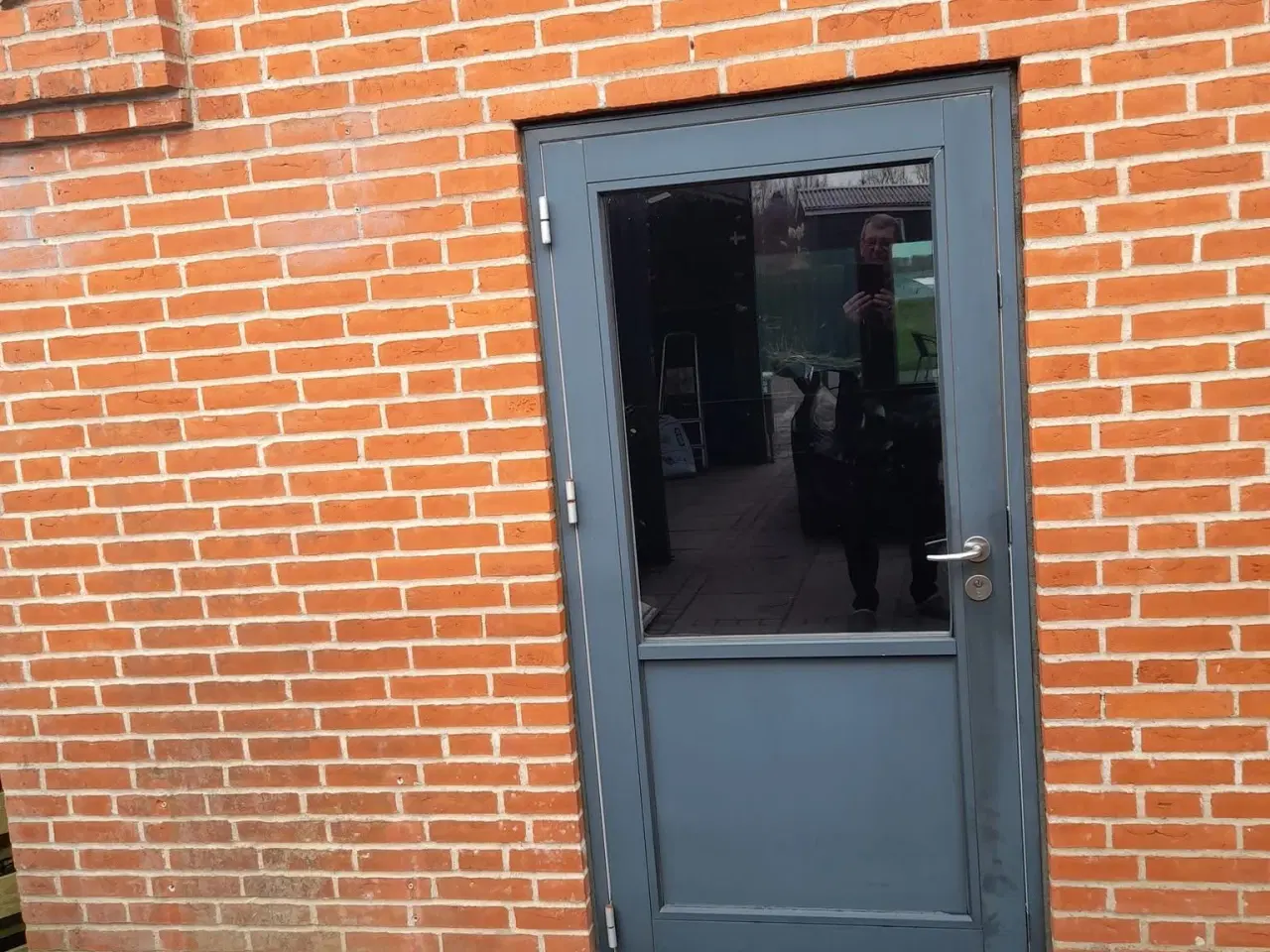 Billede 1 - Super fin udendørs dør sælges 