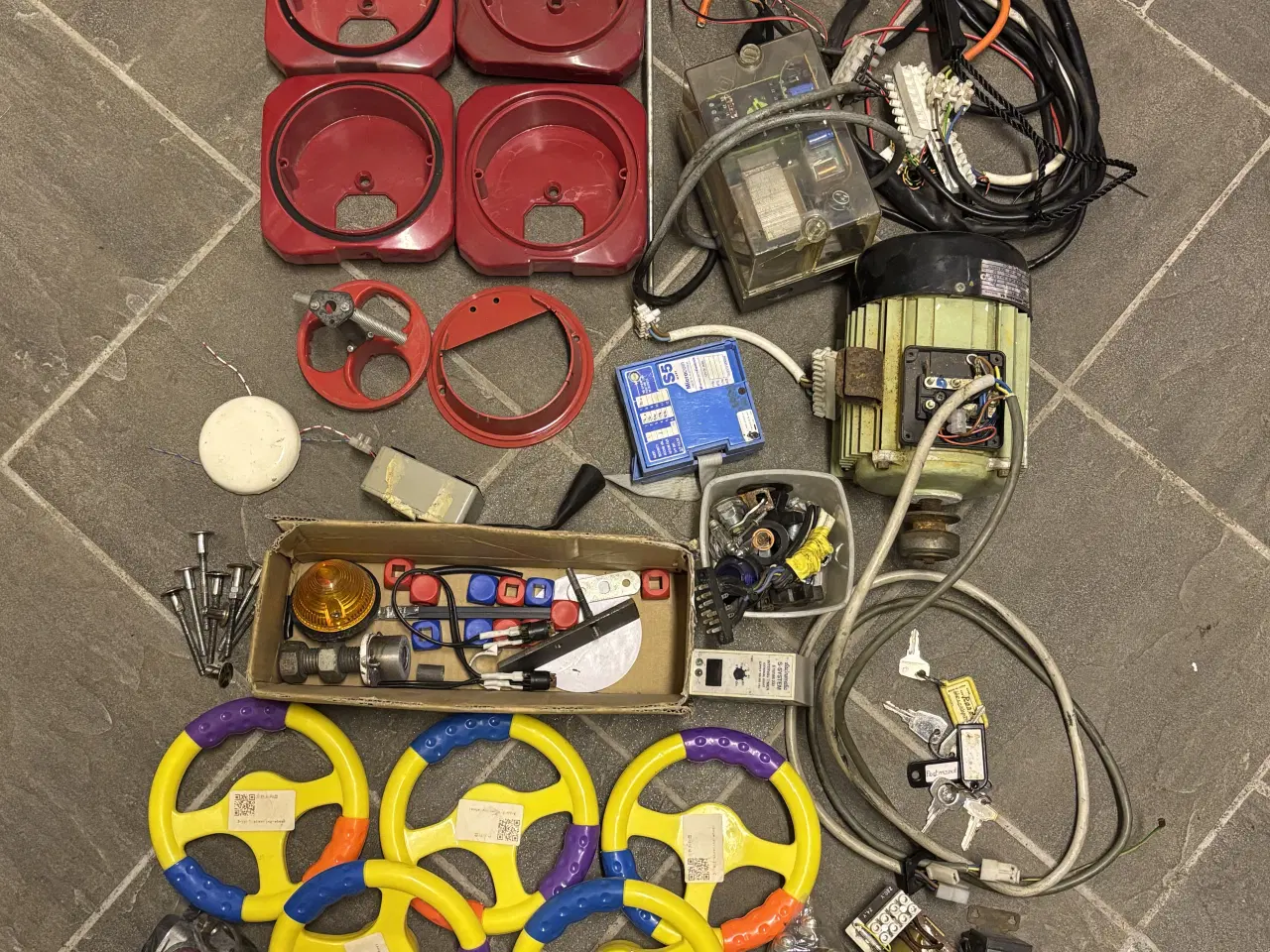 Billede 1 - Dele til Vippedyr, slikautomater og spillemaskiner