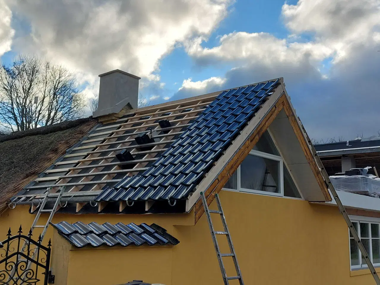 Billede 4 - Håndværkershjælp tømrer murer renovering  bygning 
