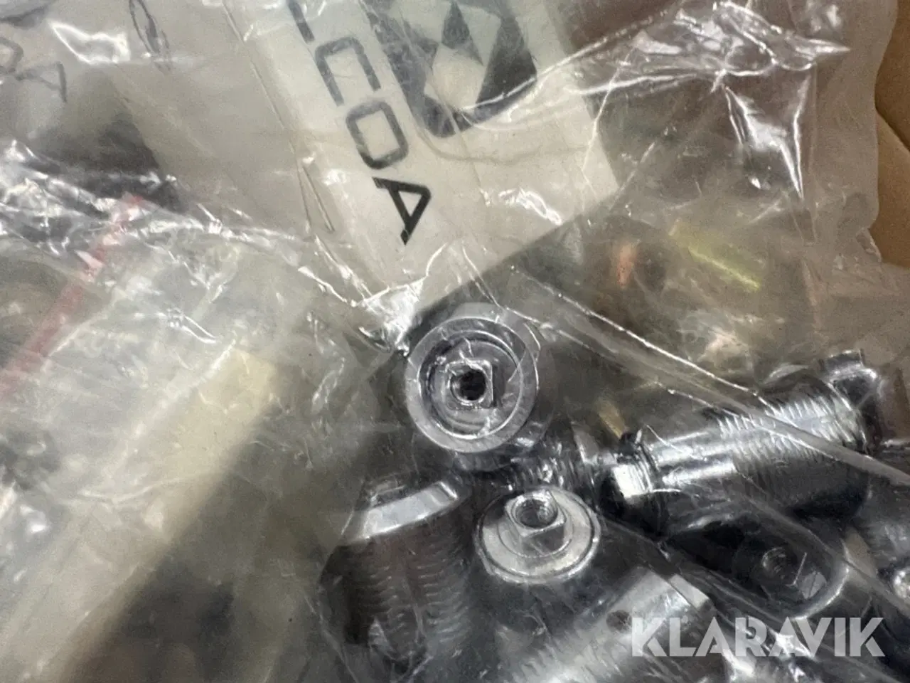 Billede 10 - Assorteret lot med beslag, låse, spænder mm.