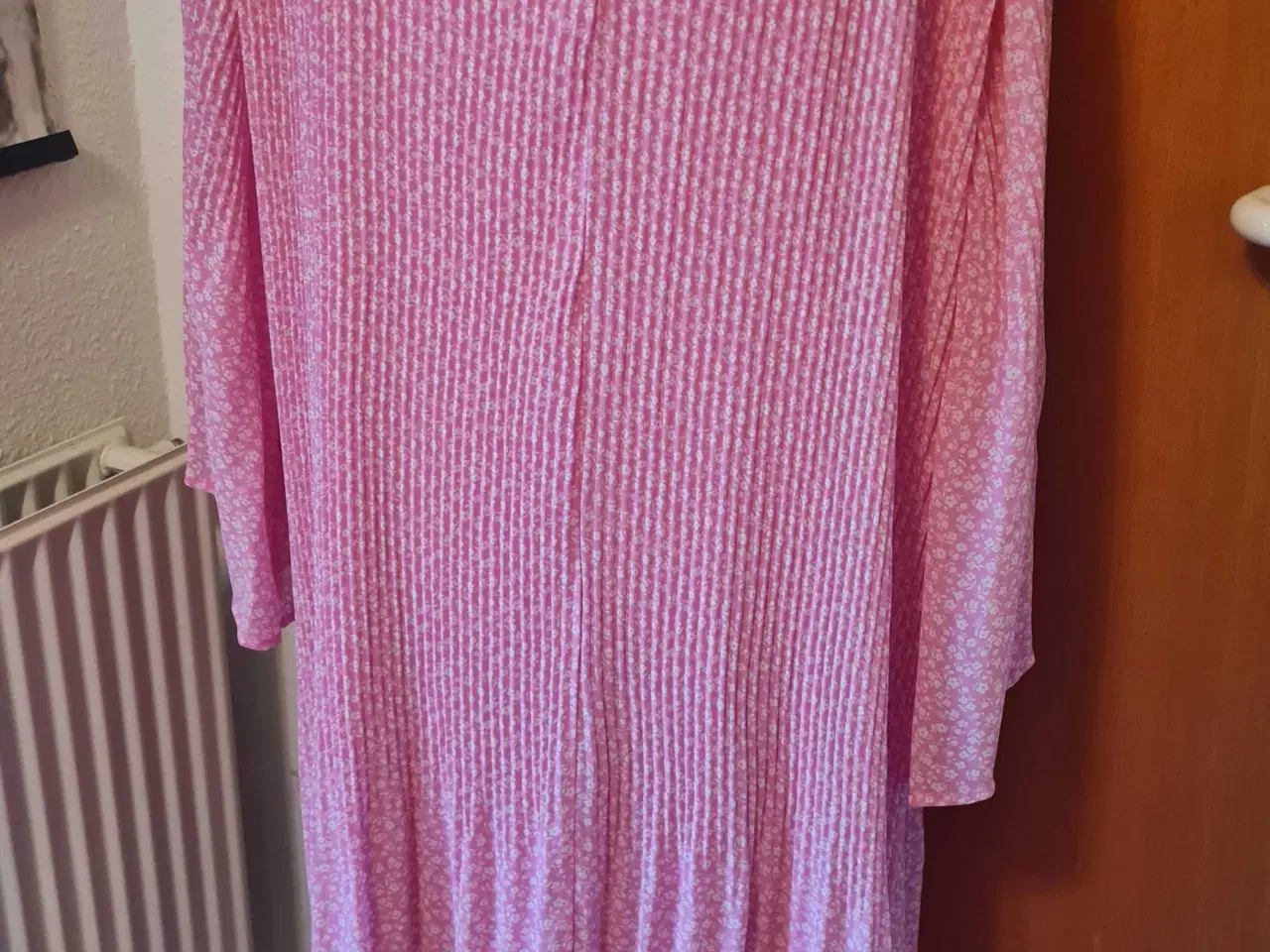 Billede 4 - Kjole str L 50-52 Zizzi