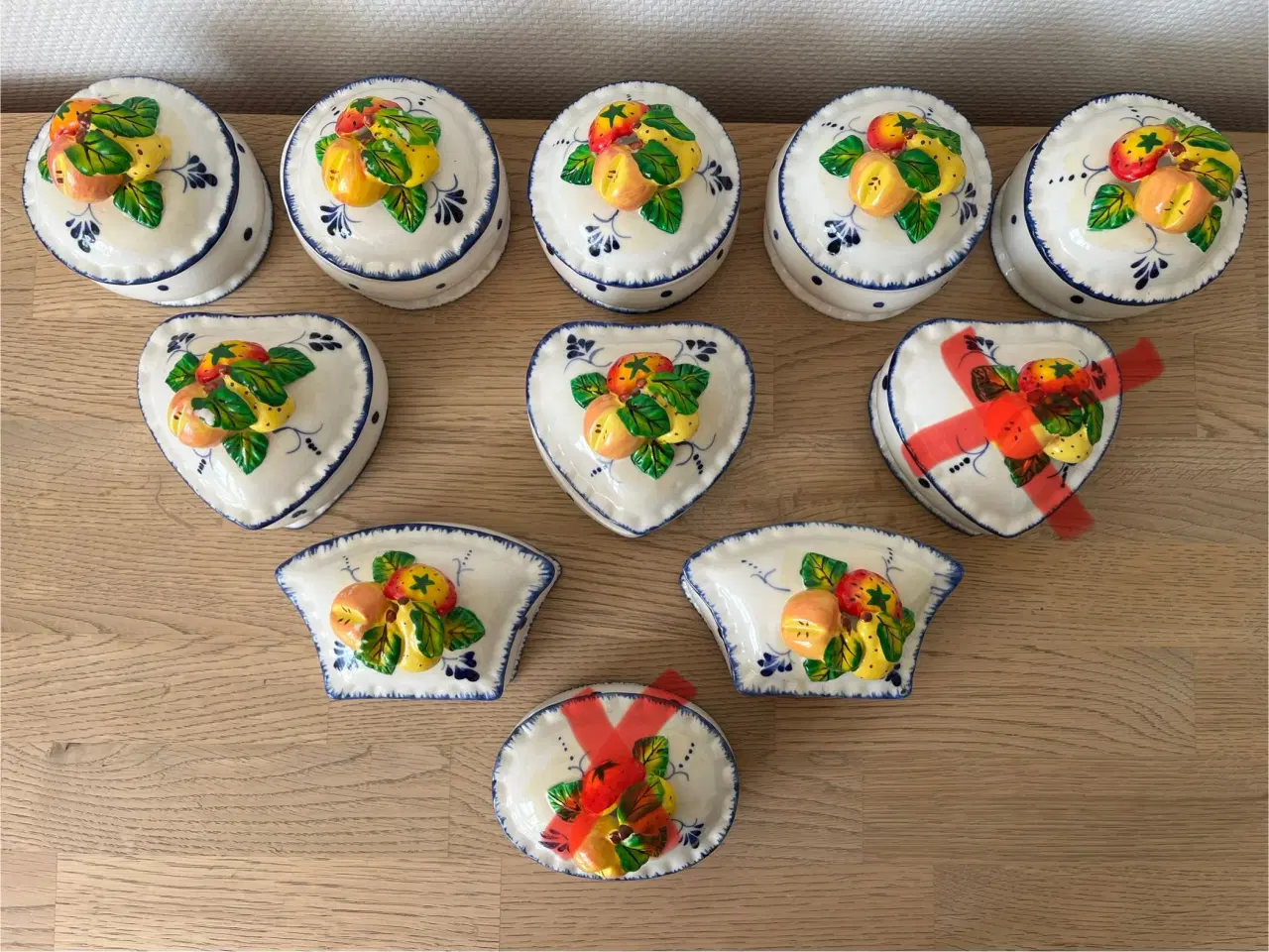 Billede 2 - GRATIS - Krukker med frugt-dekoration på låget