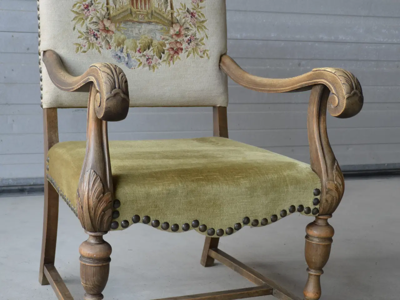 Billede 1 - Kongestol 