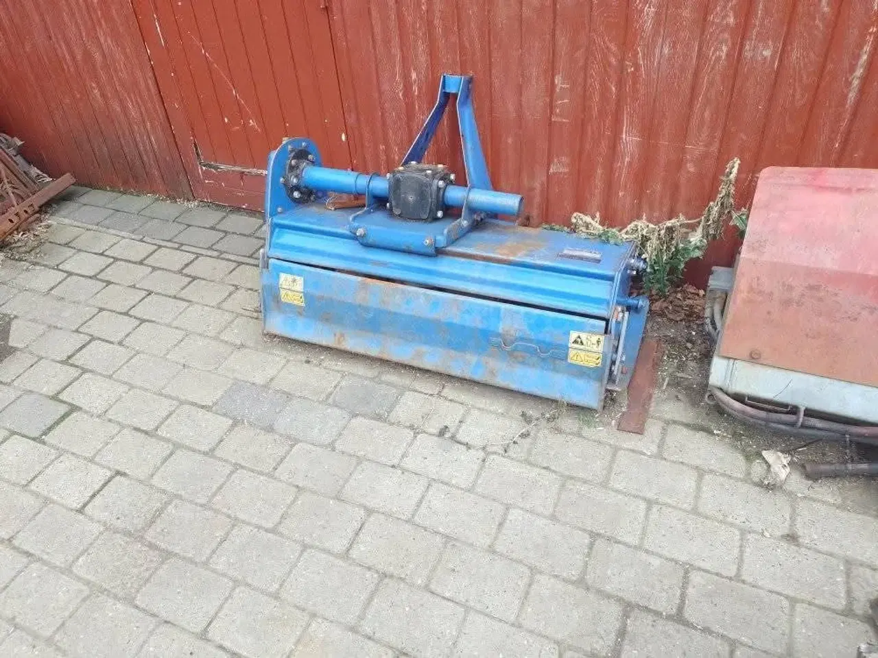 Billede 7 - Lille traktor sælges med en del tilbehør