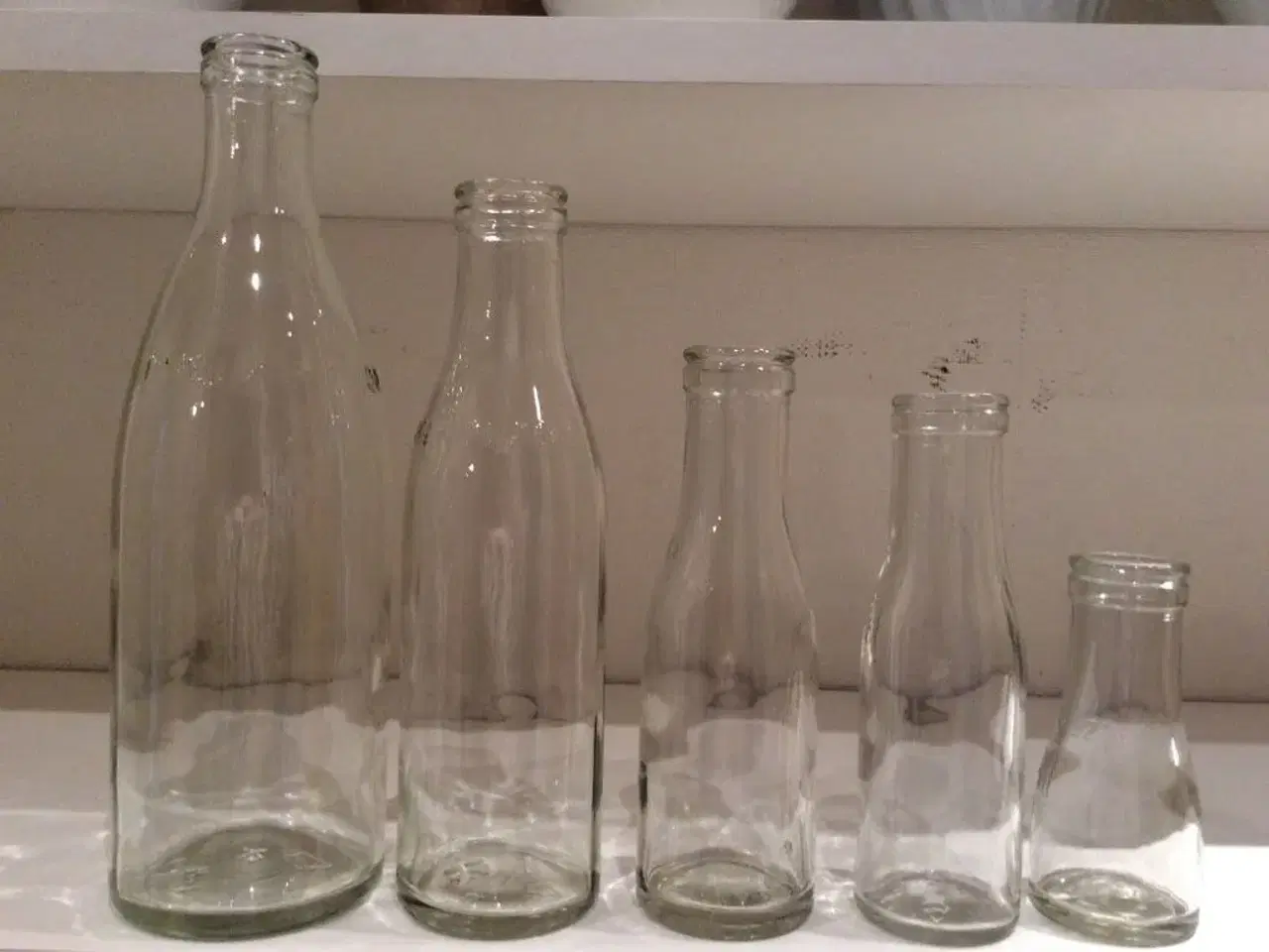 Billede 1 - Alle 5 mælkeflasker