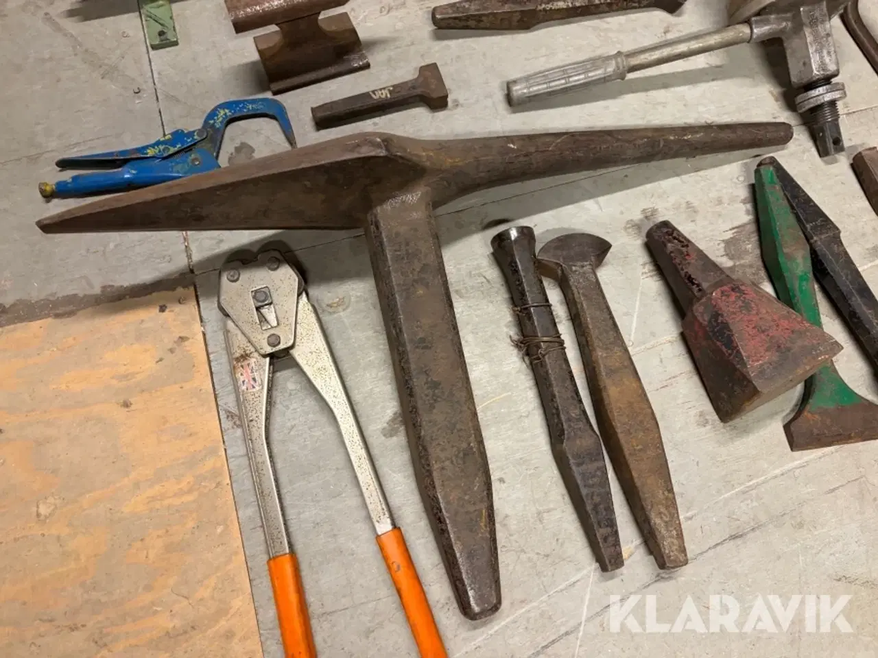 Billede 5 - Vulstmaskine og øvrigt blikkenslagerværktøj