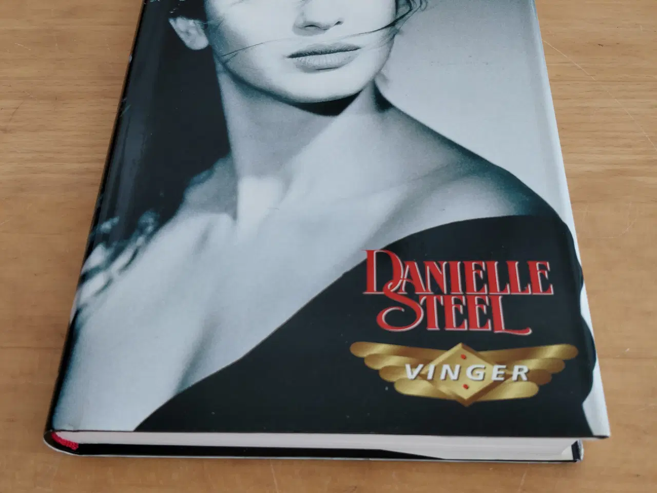 Billede 2 - Vinger, Danielle Steel