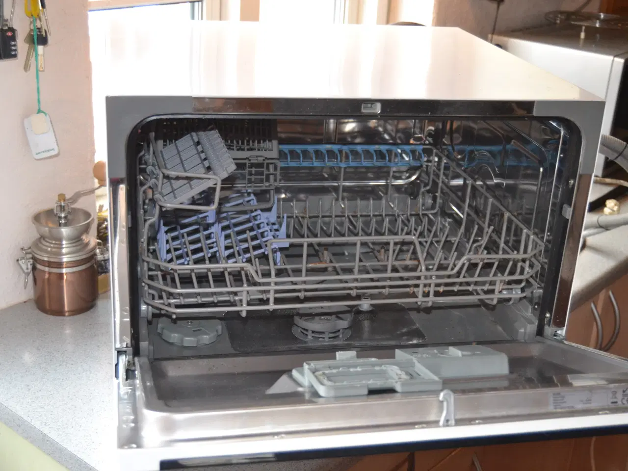 Billede 2 - Bordopvaskemaskine