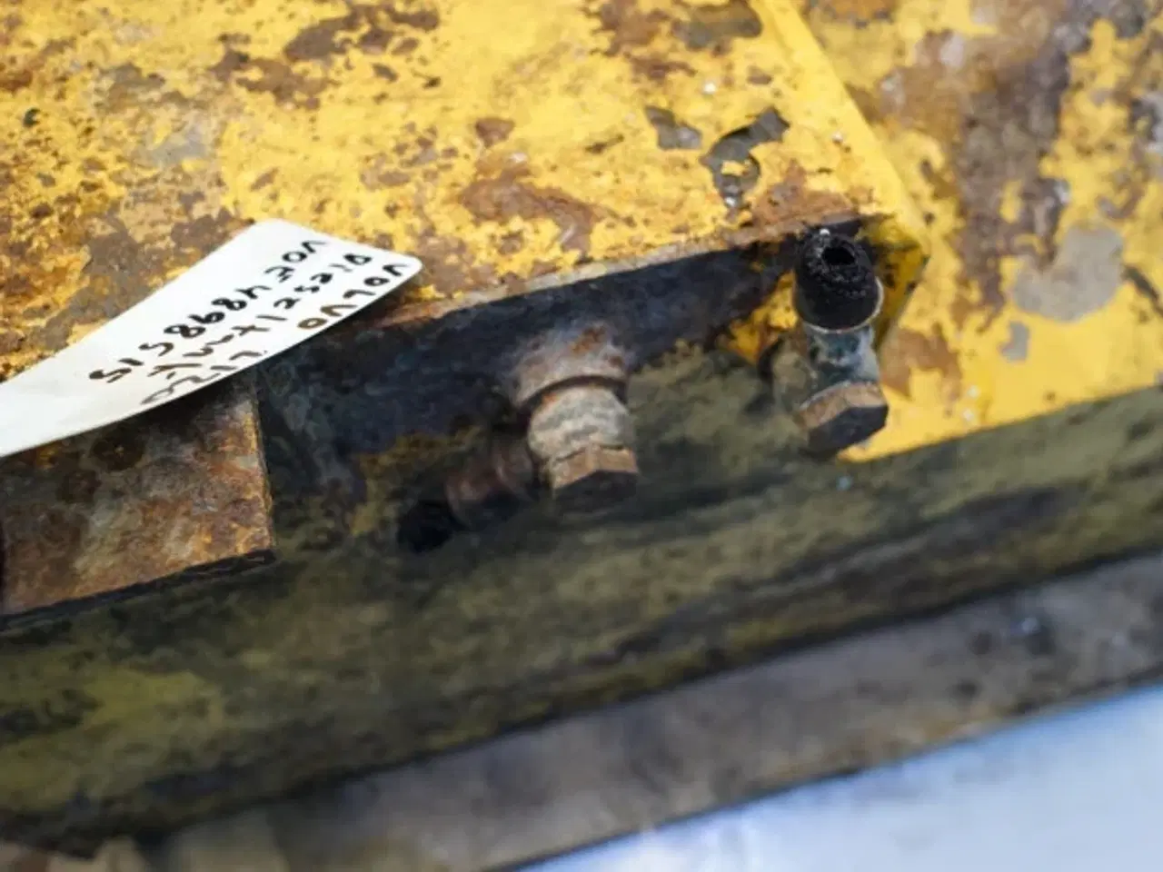 Billede 4 - Volvo L120 Dieseltank VOE4898515