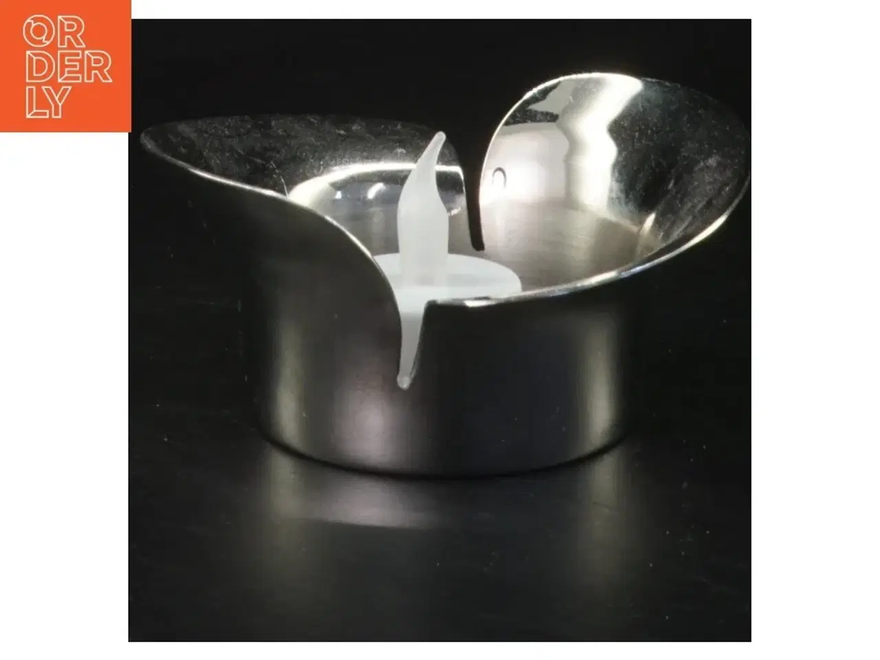 Billede 1 - Metal lysestage med LED lys fra Georg Jensen (str. 11x5 cm)