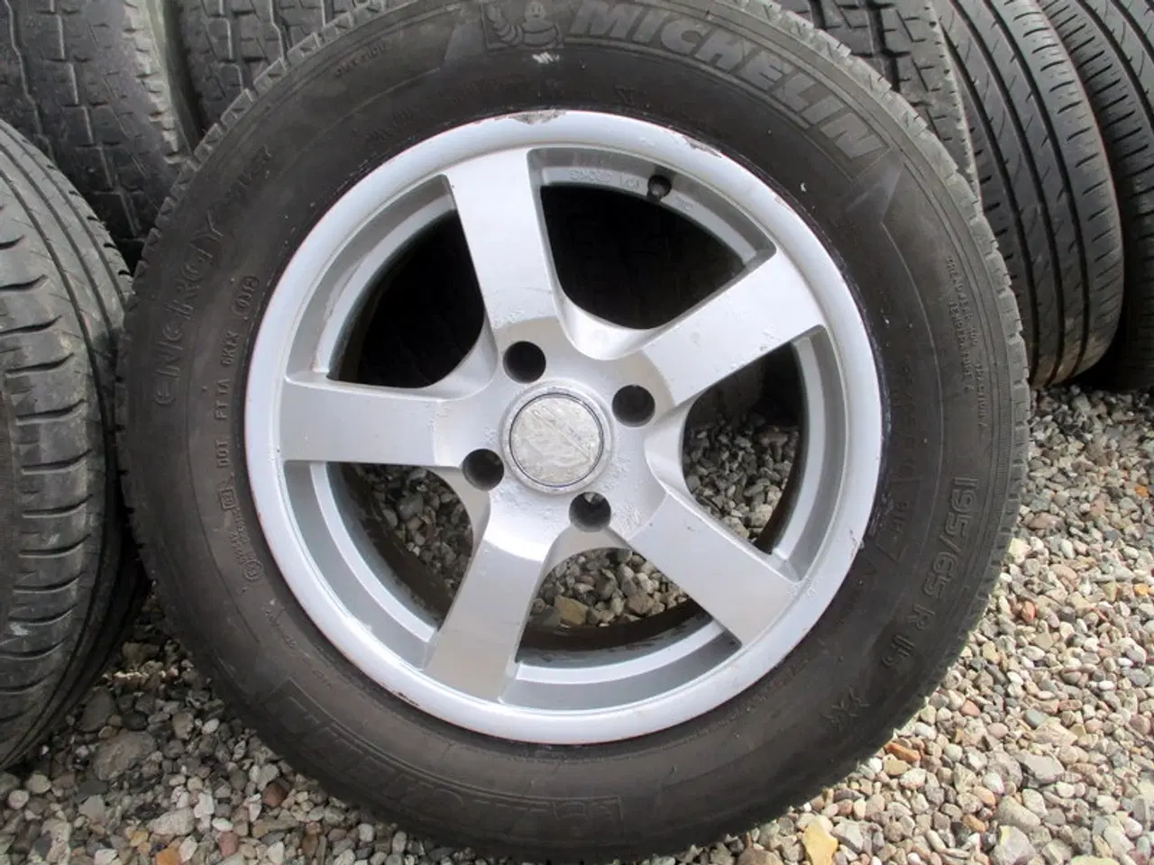 Billede 8 - 15" 4 stk. Raze 4X108 ET15 195/65/15" sommerdæk