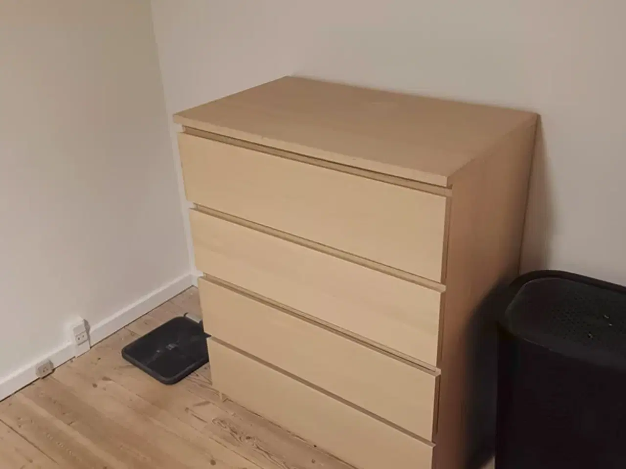 Billede 1 - bortgives næsten som ny kommode