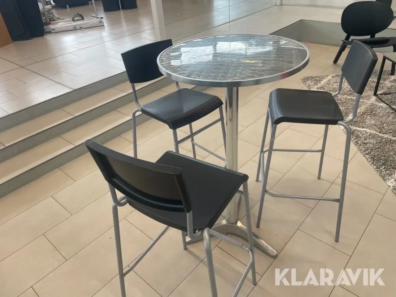 Billede 5 - Café bord plus barstole