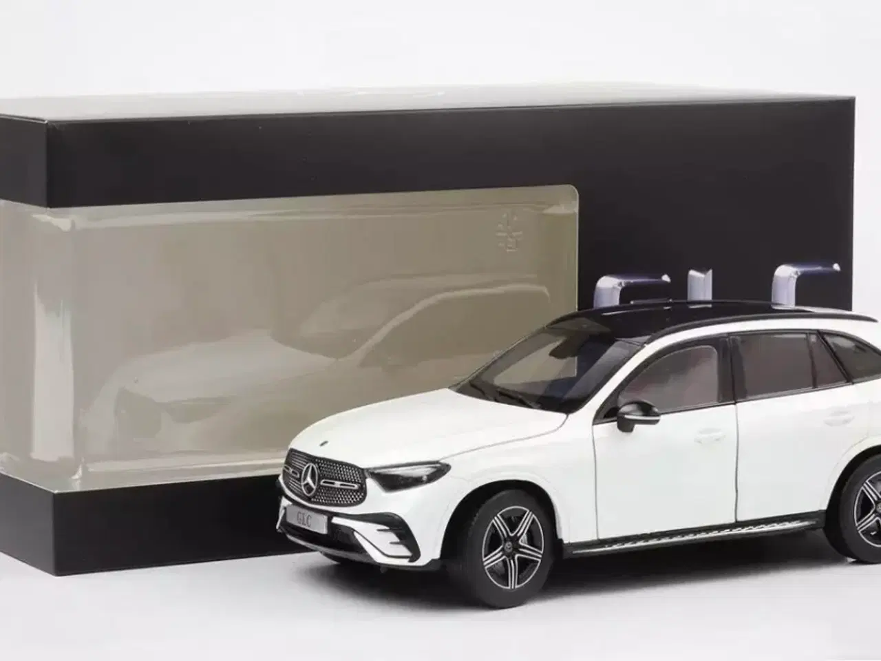 Billede 2 - 1:18 Mercedes GLC AMG Line X254 2023