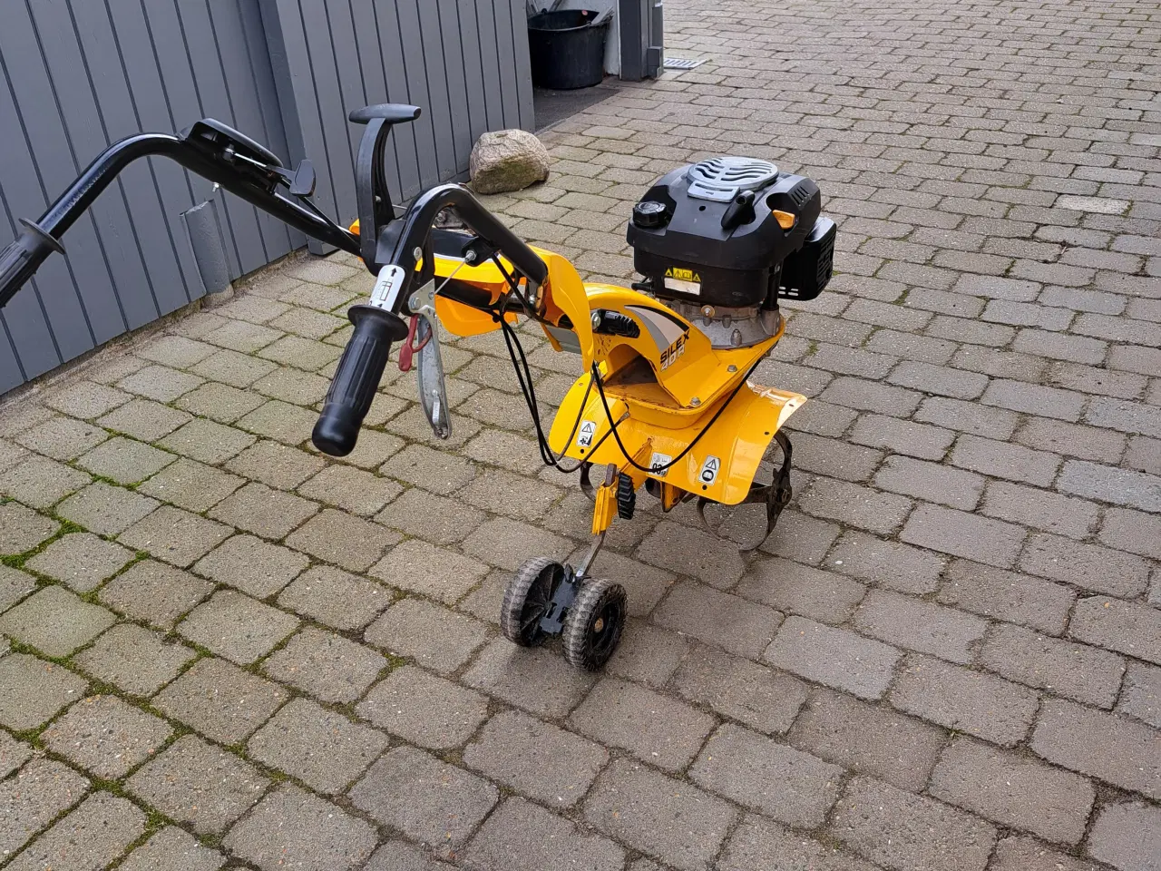 Billede 1 - Stiga havefræser 