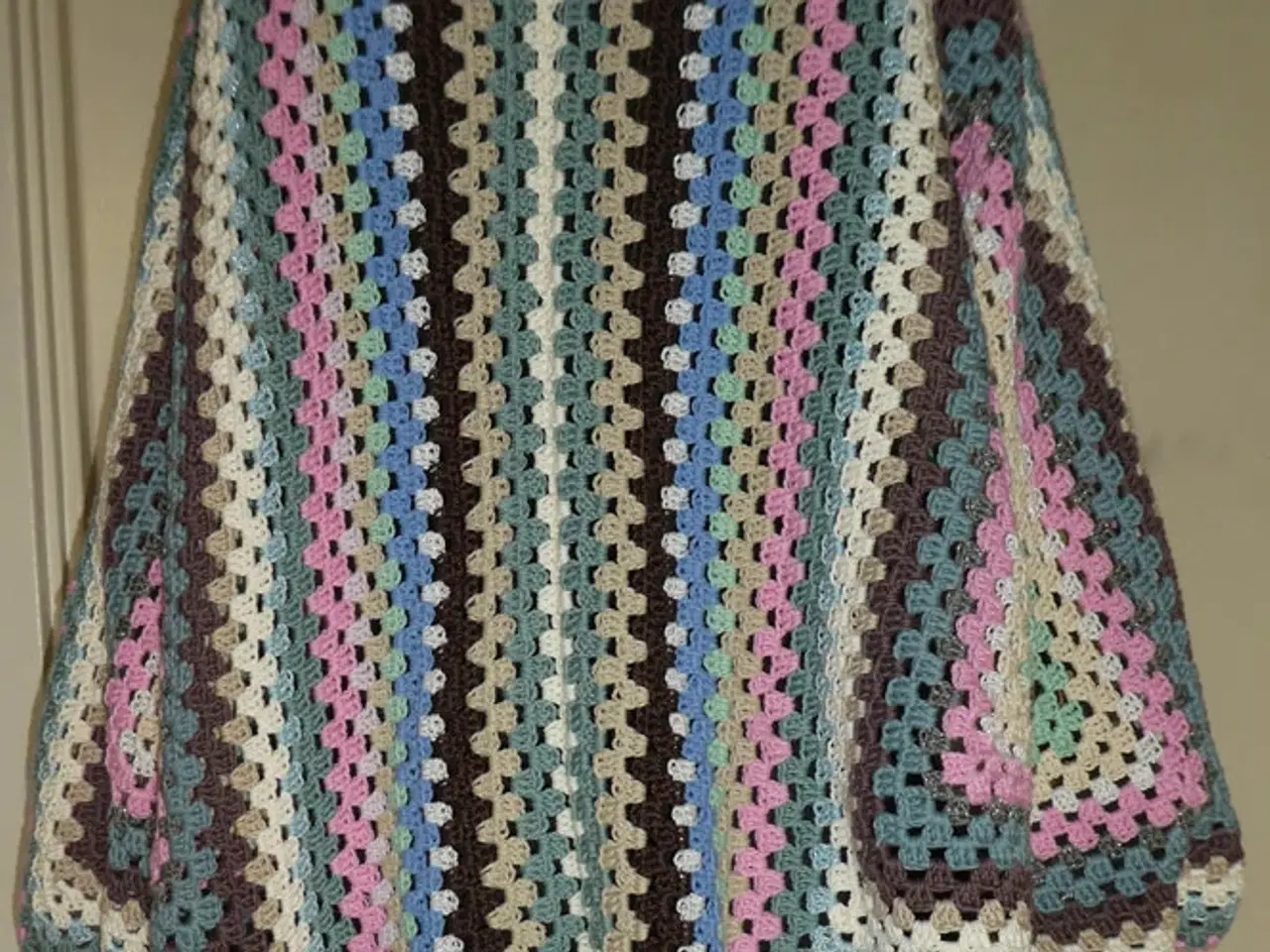 Billede 3 - Ny håndhæklet jakke