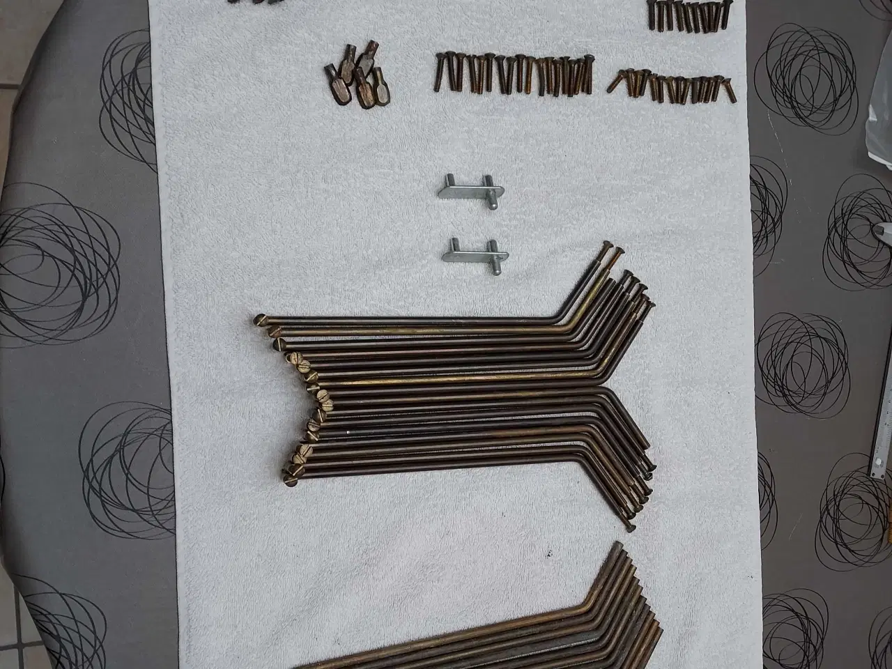 Billede 10 - Poul Cadovius reol, 19 hylder&glasskab