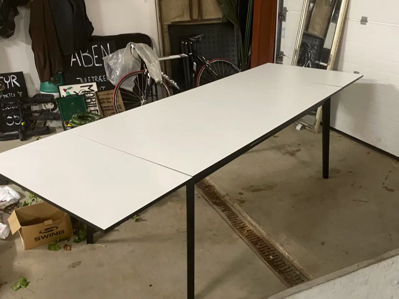 Billede 2 - Spisebord med udtræk