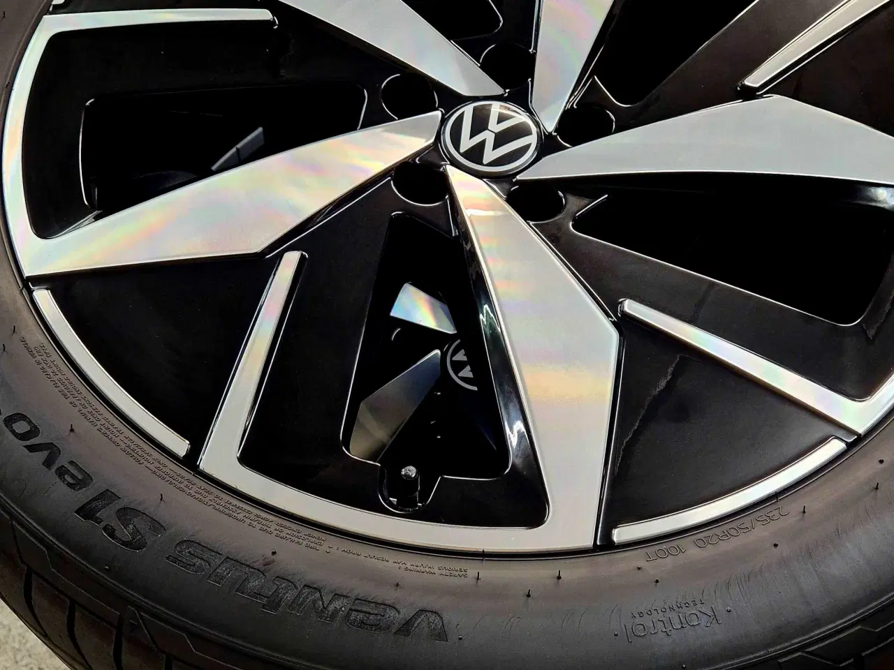 Billede 2 - VW ID.4 / ID.5 ORIGINAL ALUFÆLGE MED SOMMERDÆK