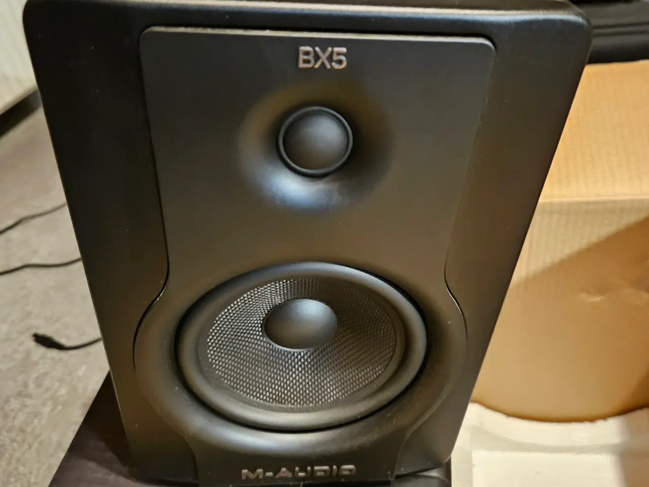 Billede 1 - BX5 D2-monitorerne viderefører bestsellernes arv