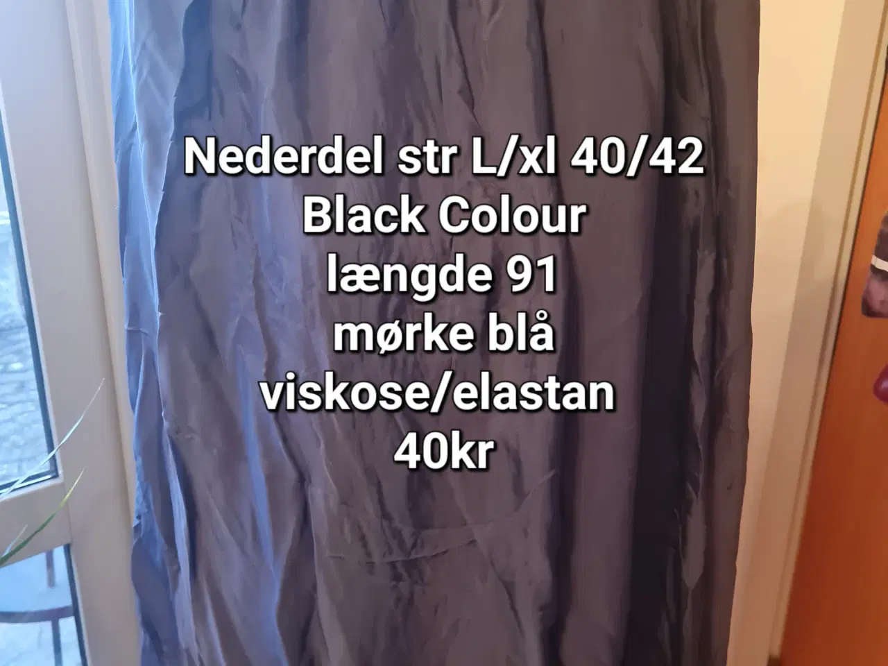 Billede 8 - Mørke blå nederdel str L/XL 
