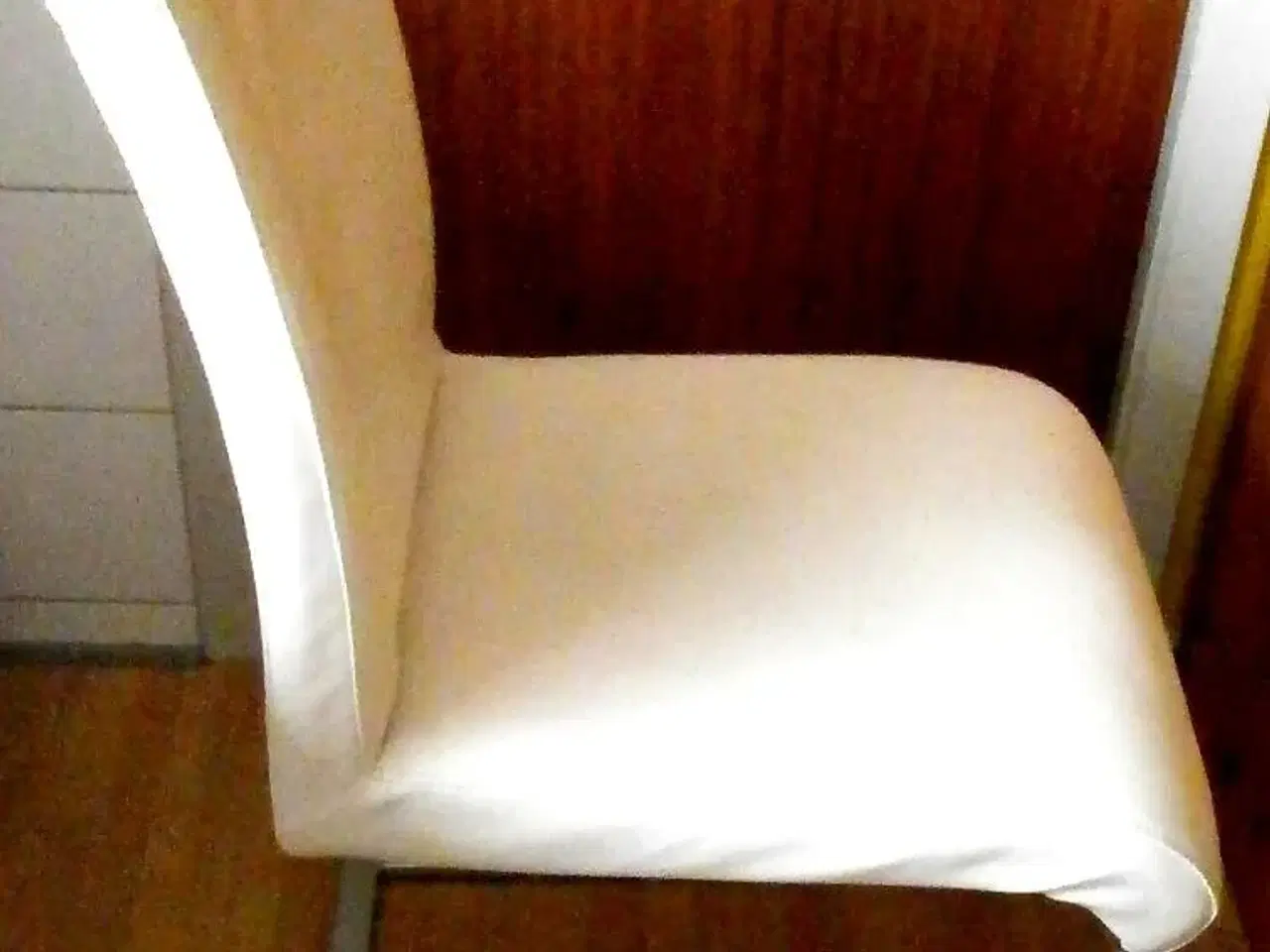 Billede 1 - Hvid, Ergonomisk, Designet Læderstol 