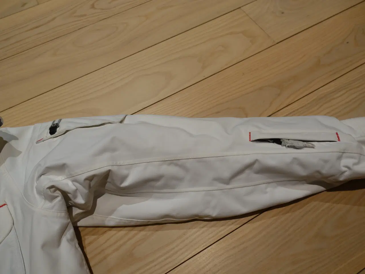 Billede 7 - Super varm og lækker ny jakke