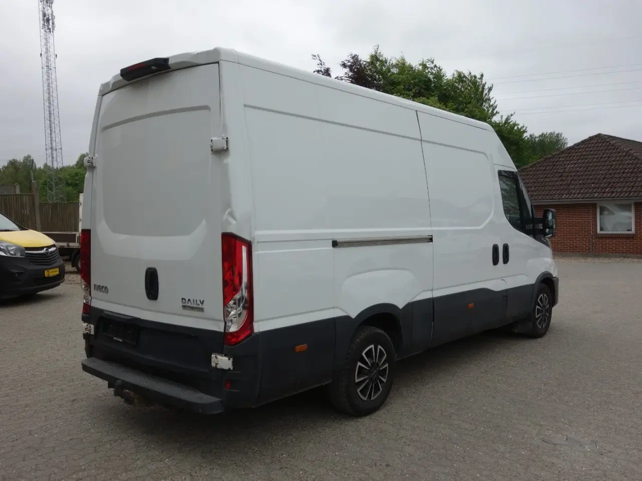 Billede 21 - Iveco Daily 2,3 35S16 12m³ Van AG8