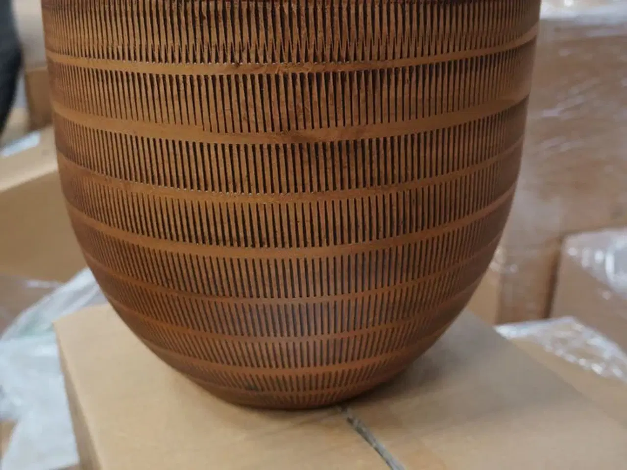Billede 2 - Palle med diverse potter