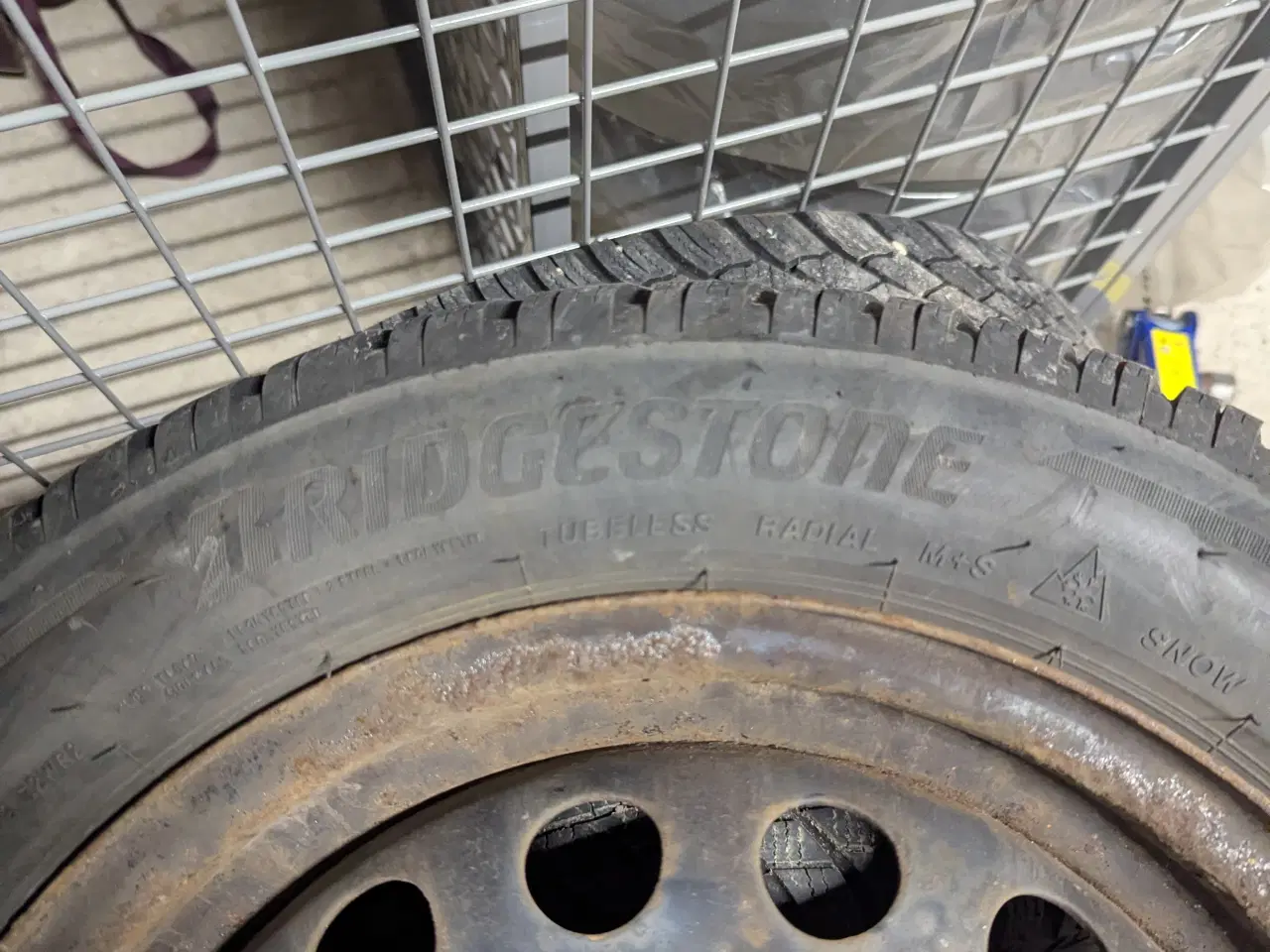 Billede 2 - Vinterdæk til Citroen C1, Peugeot 107 og Ayoga