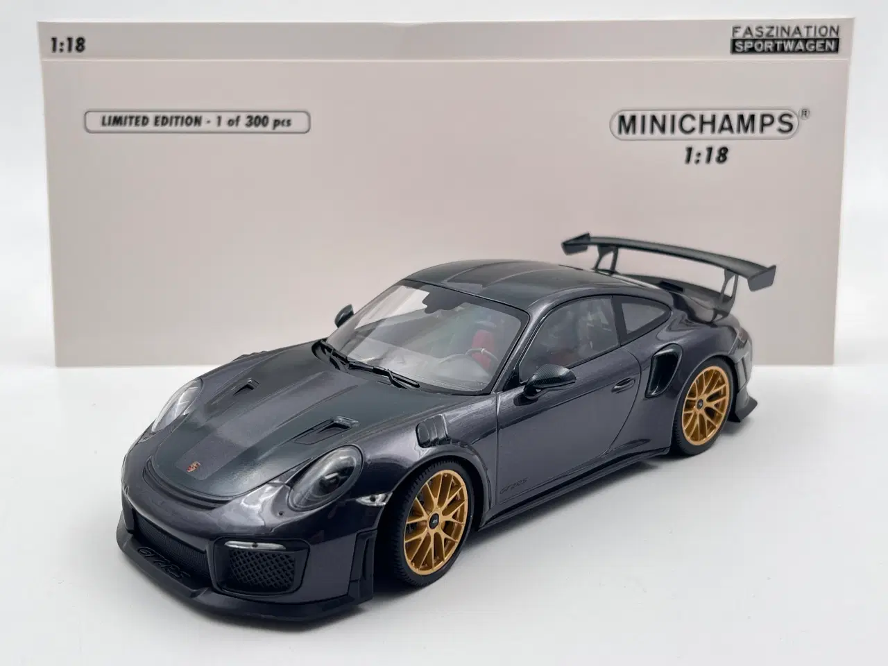 Billede 1 - 2018 Porsche 911 GT2 RS Weissarch Package - 1:18